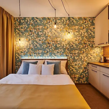 Alfréd A Hermína Hotel